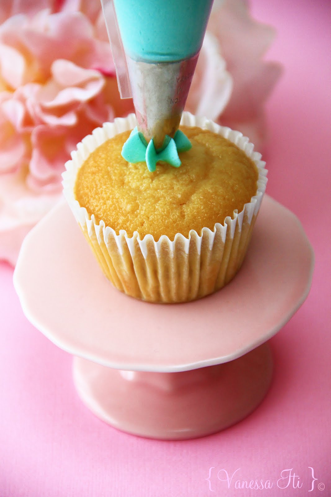 Bella Cupcakes Rose Swirl