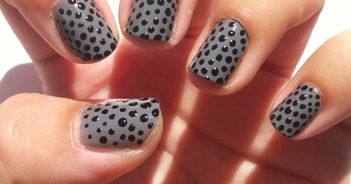 Sabrina's Make Up Diary GREY NAILS WITH BLACK DOTS NAIL DESIGN
