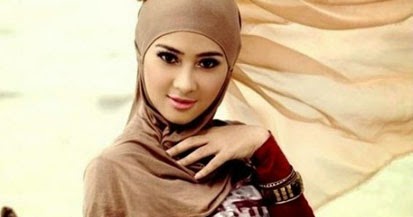 Tips Memadukan Warna jilbab sesuai Warna Kulit
