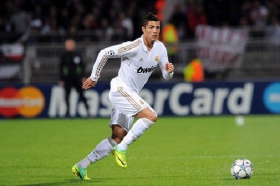 New Sports Stars: Cristiano Ronaldo Images&Profile 2012