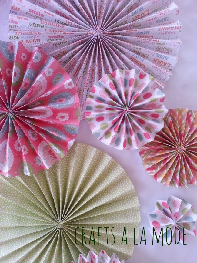 How to make paper rosettes