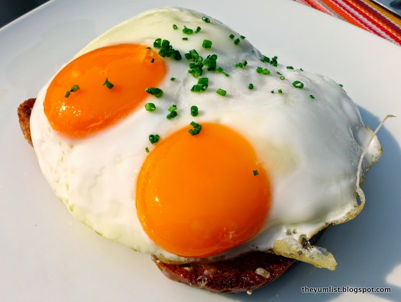 Eggs on Toast casa del rio, malacca