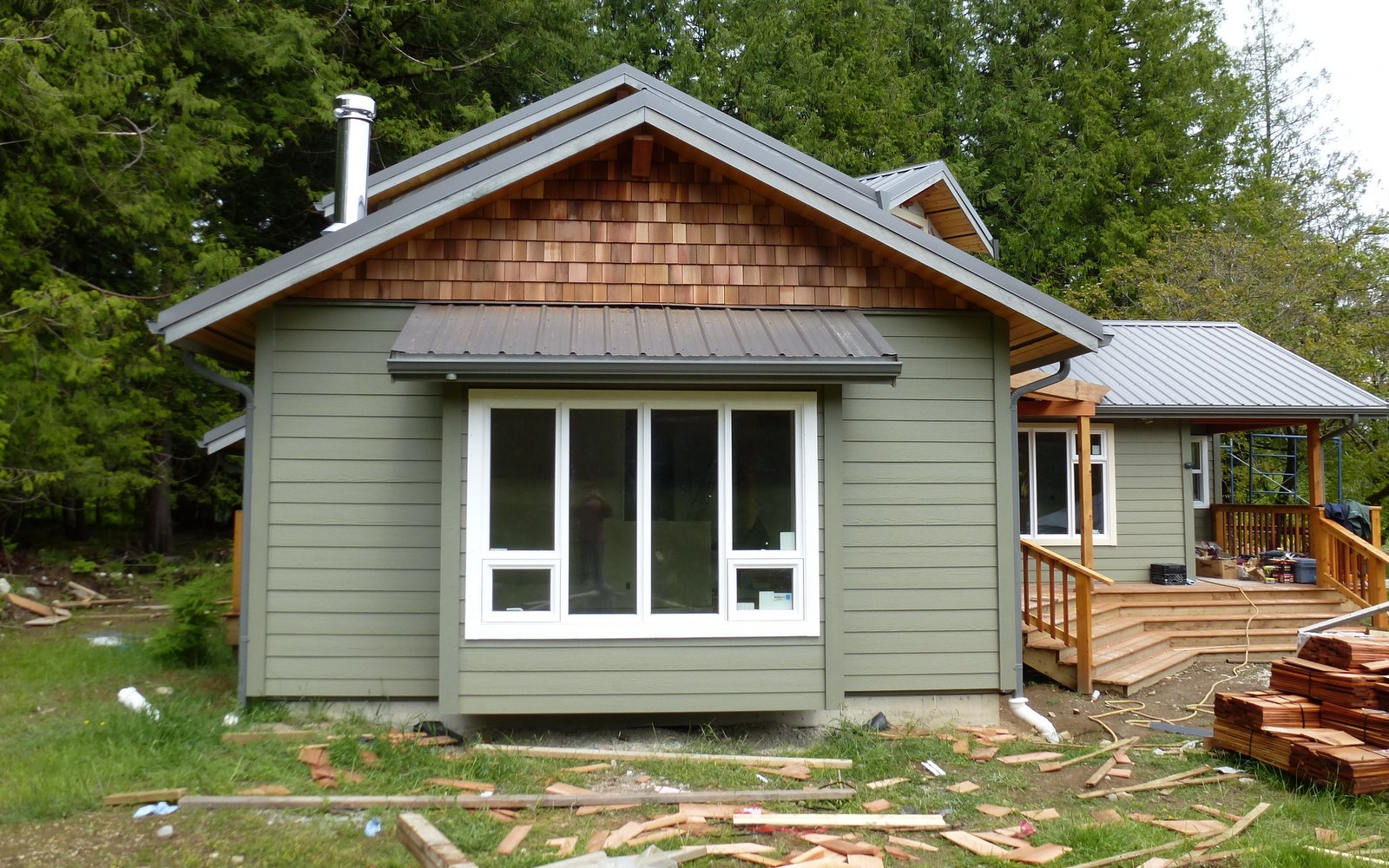 May's Garden Gable end 2 shingled