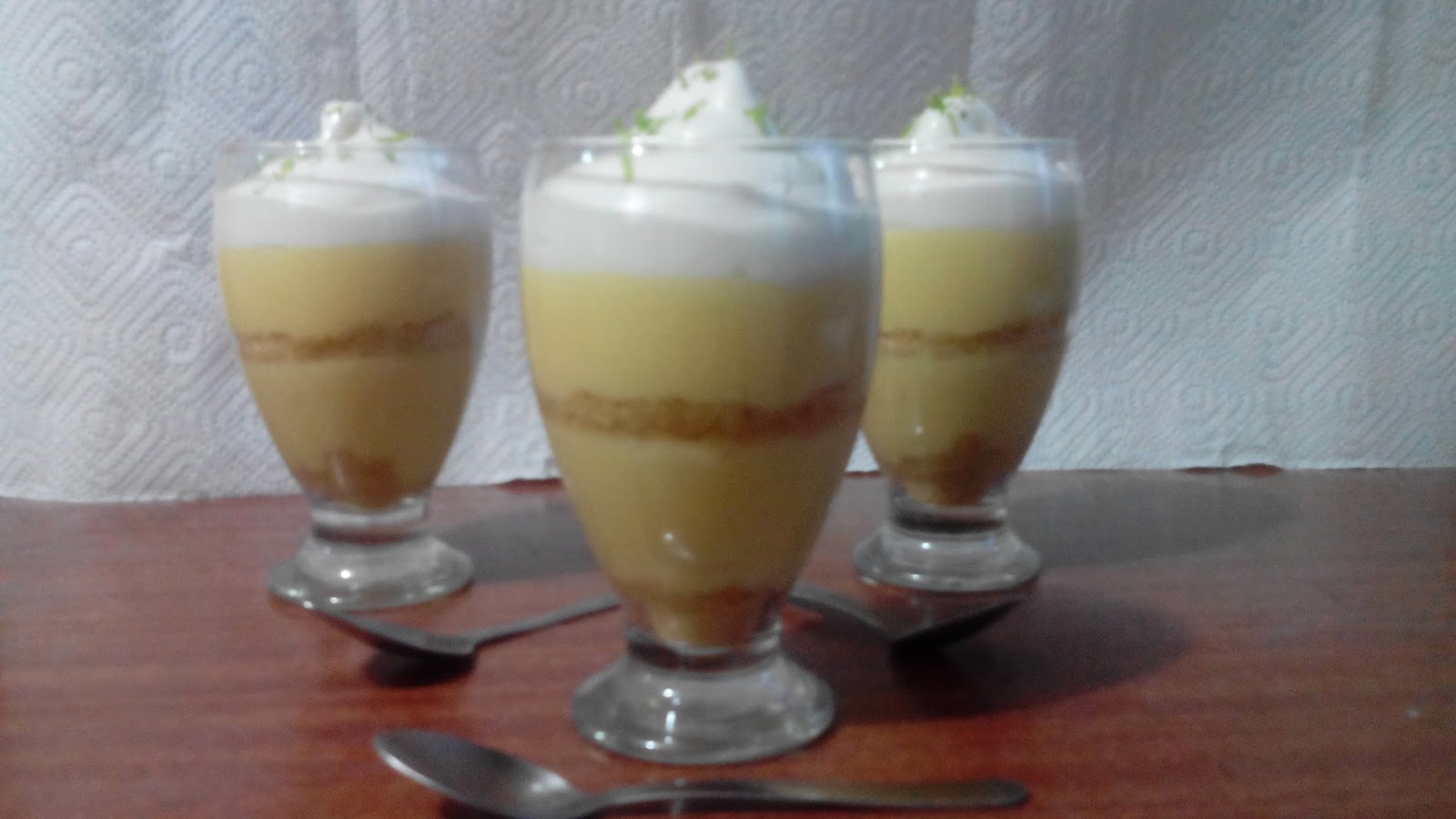 Pie de limón en copas