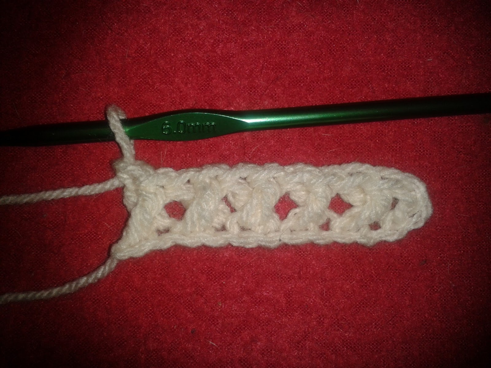 Bits & Bobbles : How to do the Double Crochet Cross Stitch (X Stitch)