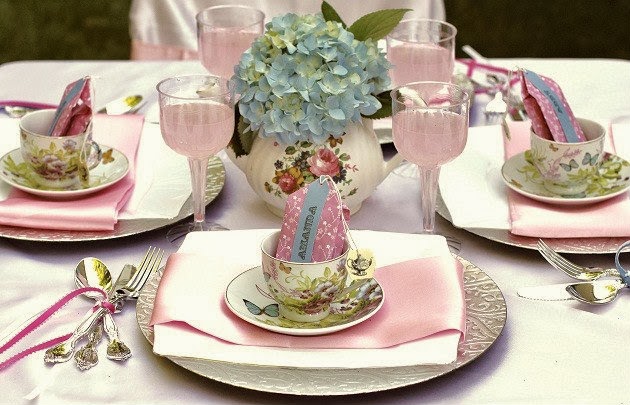 Beautiful Bridal: Tea Party Centerpiece Ideas
