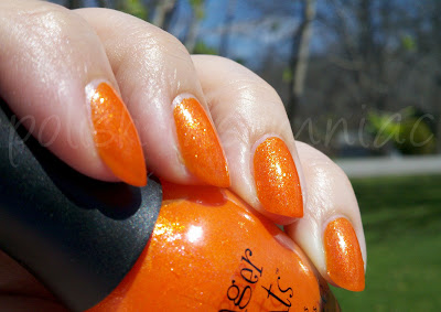 FingerPaints Outta Sight Orange