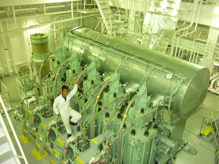 MJ The Traveller Engine Room Engine Watchkeeping