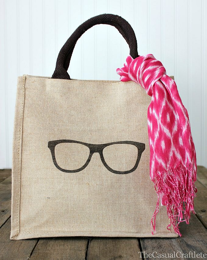 2+Burlap Bag with iron on transfer1 | 12 Gifts for Gals | 28 |