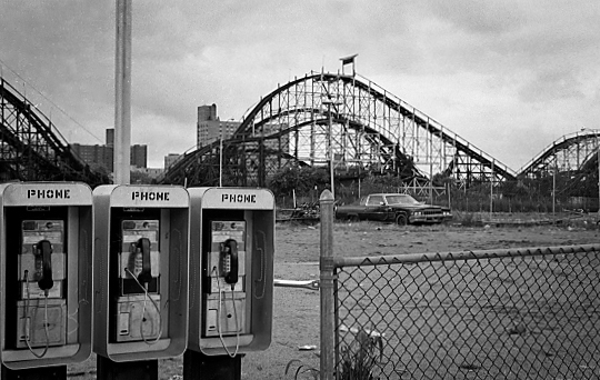 Blogdef-Coney+Island+Telephones+and+roller+coster+1995.jpg