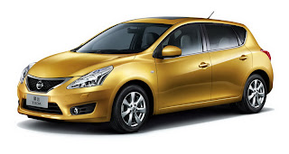 2012 Nissan Tiida Wallpapers