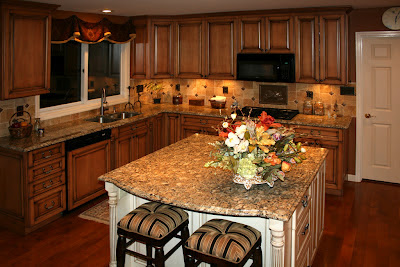 maple kitchen cabinets