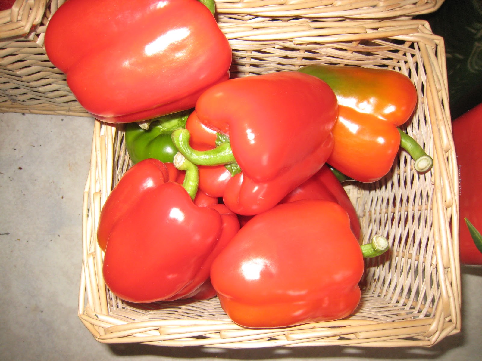 Proeven op zondag Rode paprikasoep