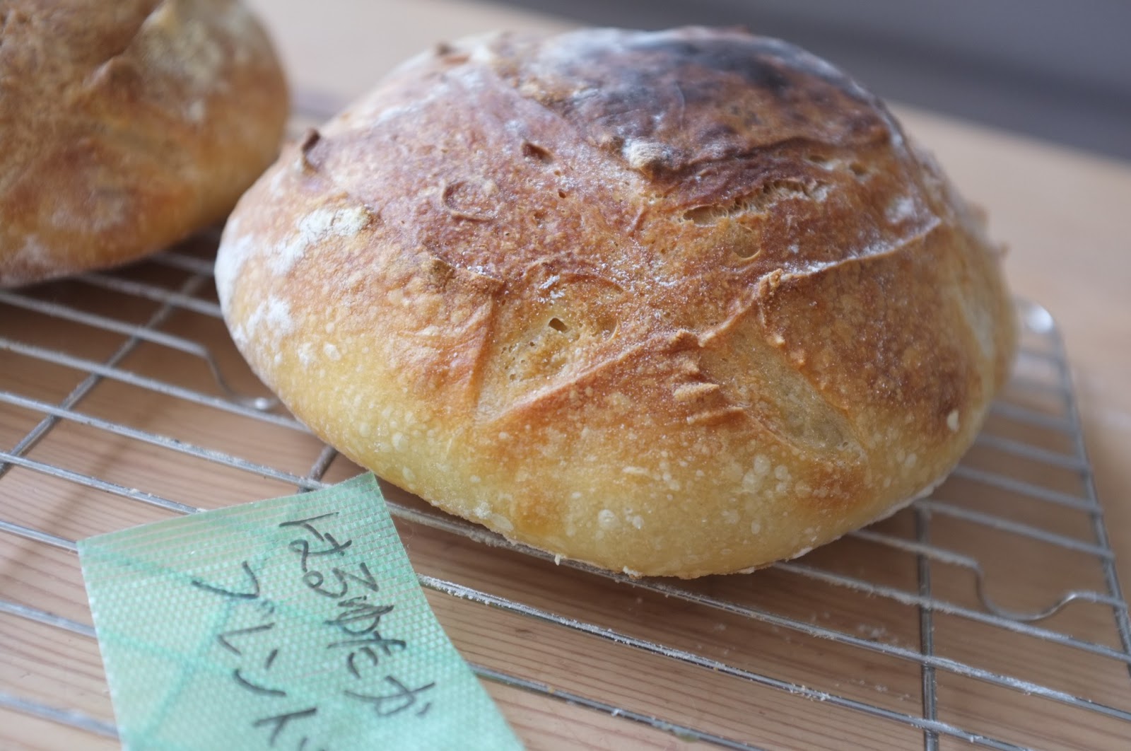 A little shop in Tokyo Japanese bread flour tests koumugi