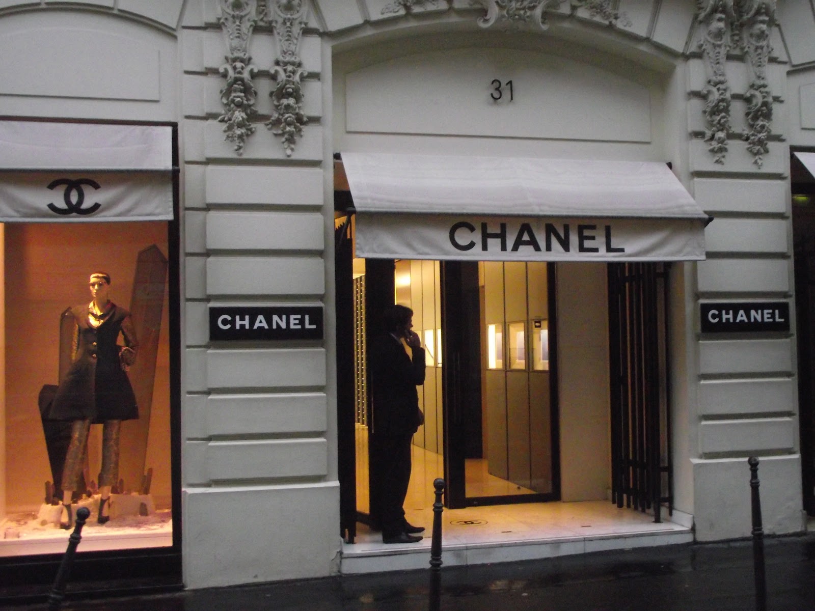 Club Fashionista: The Original Chanel Store: Rue Cambon 31, Paris