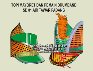 TOPI MAYORET DAN PEMAIN DRUMBAND