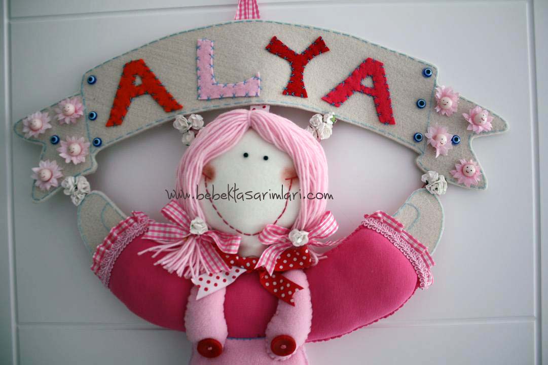 BEBEK TASARIMLARI ALYA�NIN BEBEK ODASI KAPI SÜSÜ BEBEK TASARIMLARI ALYA�NIN BEBEK ODASI KAPI SÜSÜ
