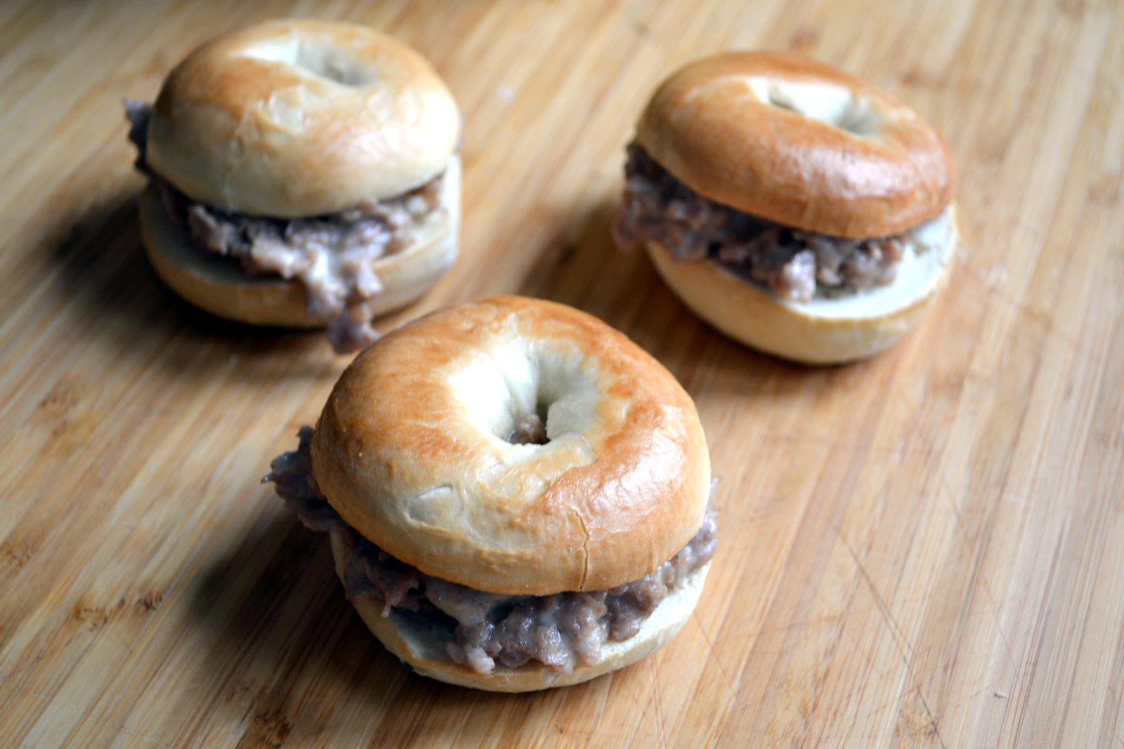 Hardly Housewives: Philly Cheese Steak Bagel Bites