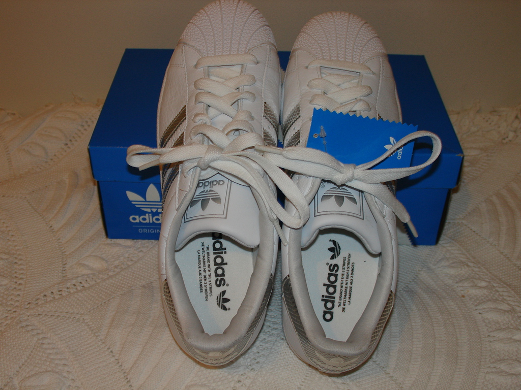 adidas superstar 1 2 difference