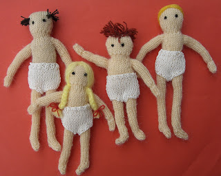 free knitting pattern - mini-knitting stuff, everything you need