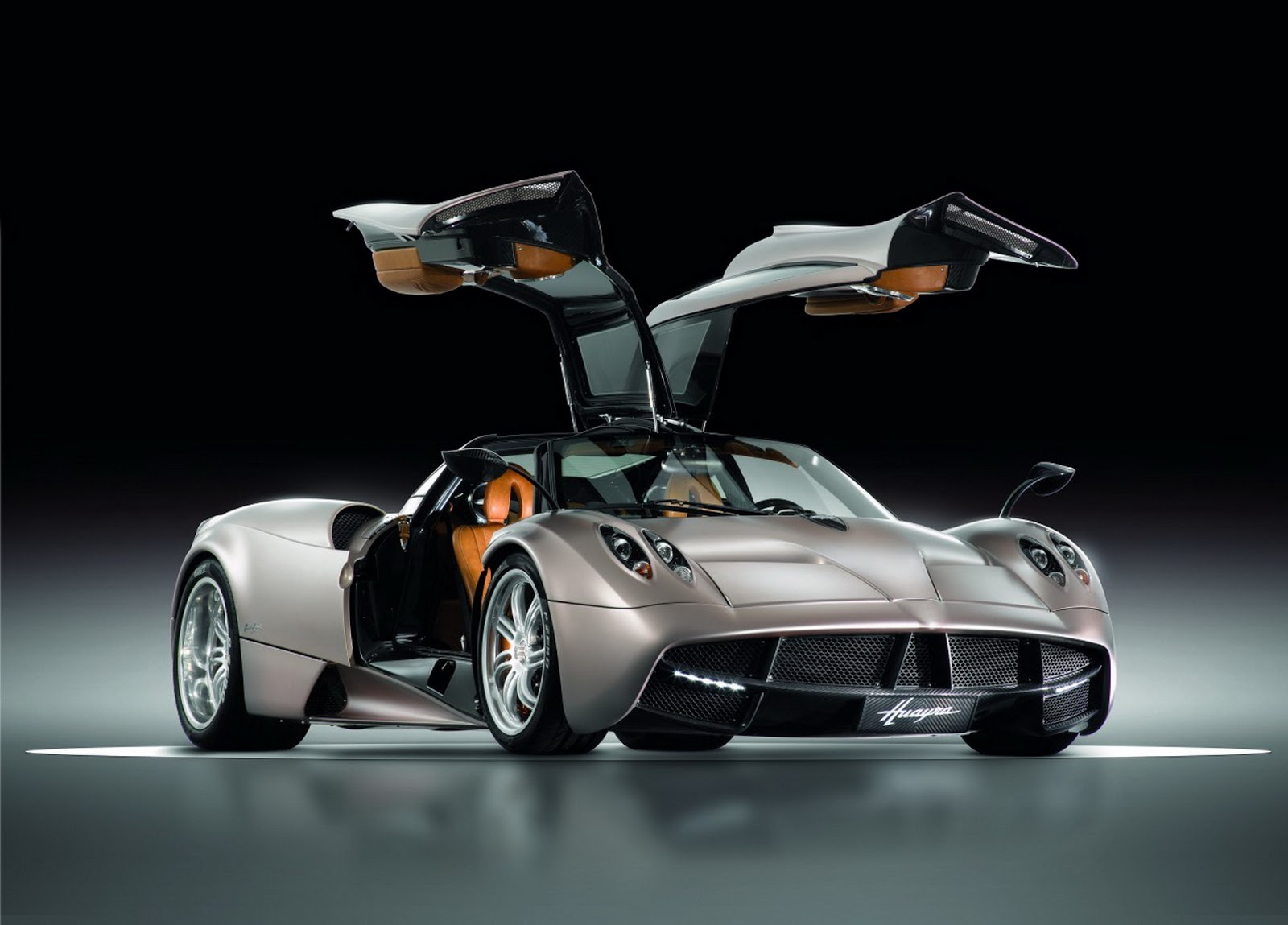 Cool Car Wallpapers: Pagani Cars 2013