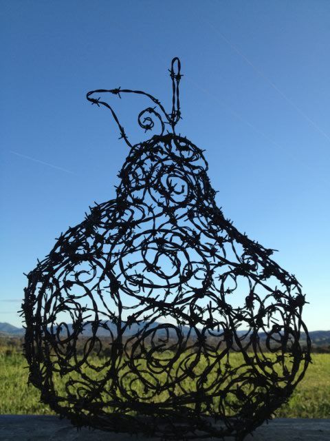 The Art Of Up-Cycling: Wire Art - Barbed Wire Art - Wire Wall Art