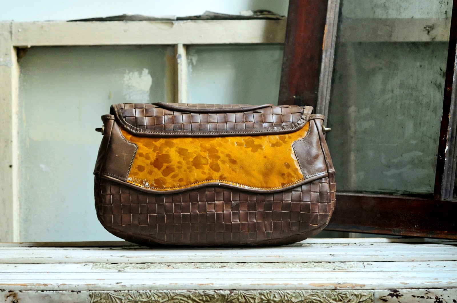 OPHILYA. Handmade Woven Leather Bag