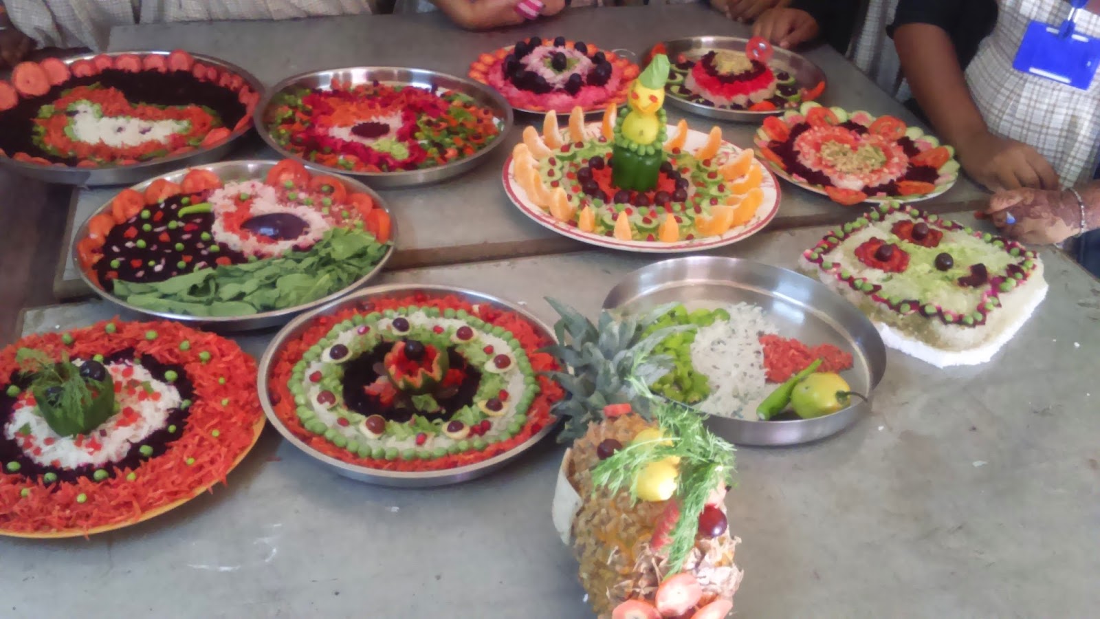 D D High School For Girls Navsari Salad Decoration Competition
