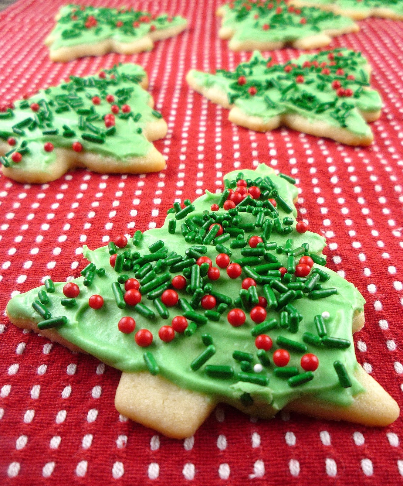 Being A Bear 12 Days of Cookies Day the Ninth(Almond Sugar Cookies)