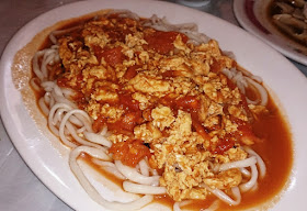 Lao Tuo Jia, Xinjiang, egg and tomato, handmade noodles
