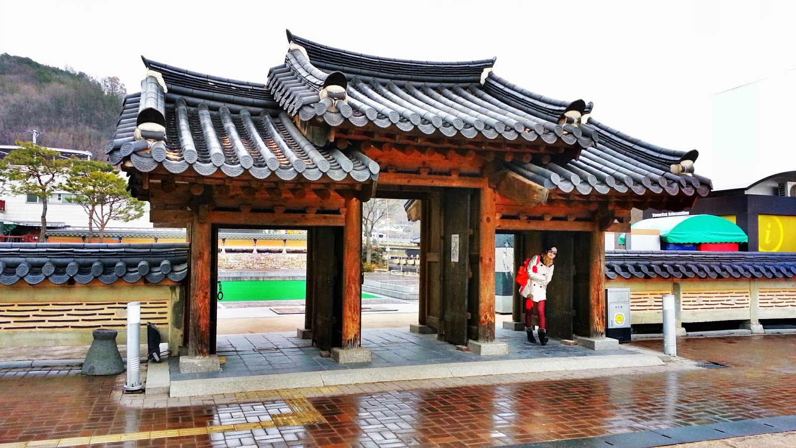 Jeonju Traditional Culture Center (전주전통문화관) Jeonju Hanok Village Slow City | meheartseoul.blogspot.com
