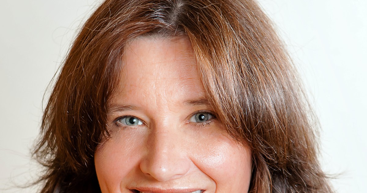 The Writing Life with Mystery Author Tracy er The Writer's Life