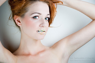 Owocowa sesja zdjęciowa Justyny Grochali (Miss Polonia woj. Dolnośląskiego) Owocowa sesja zdjęciowa Justyny Grochali (Miss Polonia woj. Dolnośląskiego)