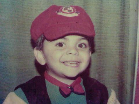 cricketer virat kohli childhood pictures ~ jiah khan unseen childhood