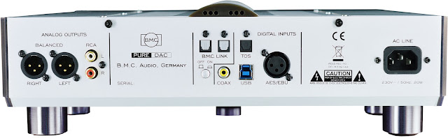 PureDACdac_usb_dsd_review_test_ces_2013_report_matej_isak_monoandstereo_venere_2_3_audio_research_reference_one.jpg