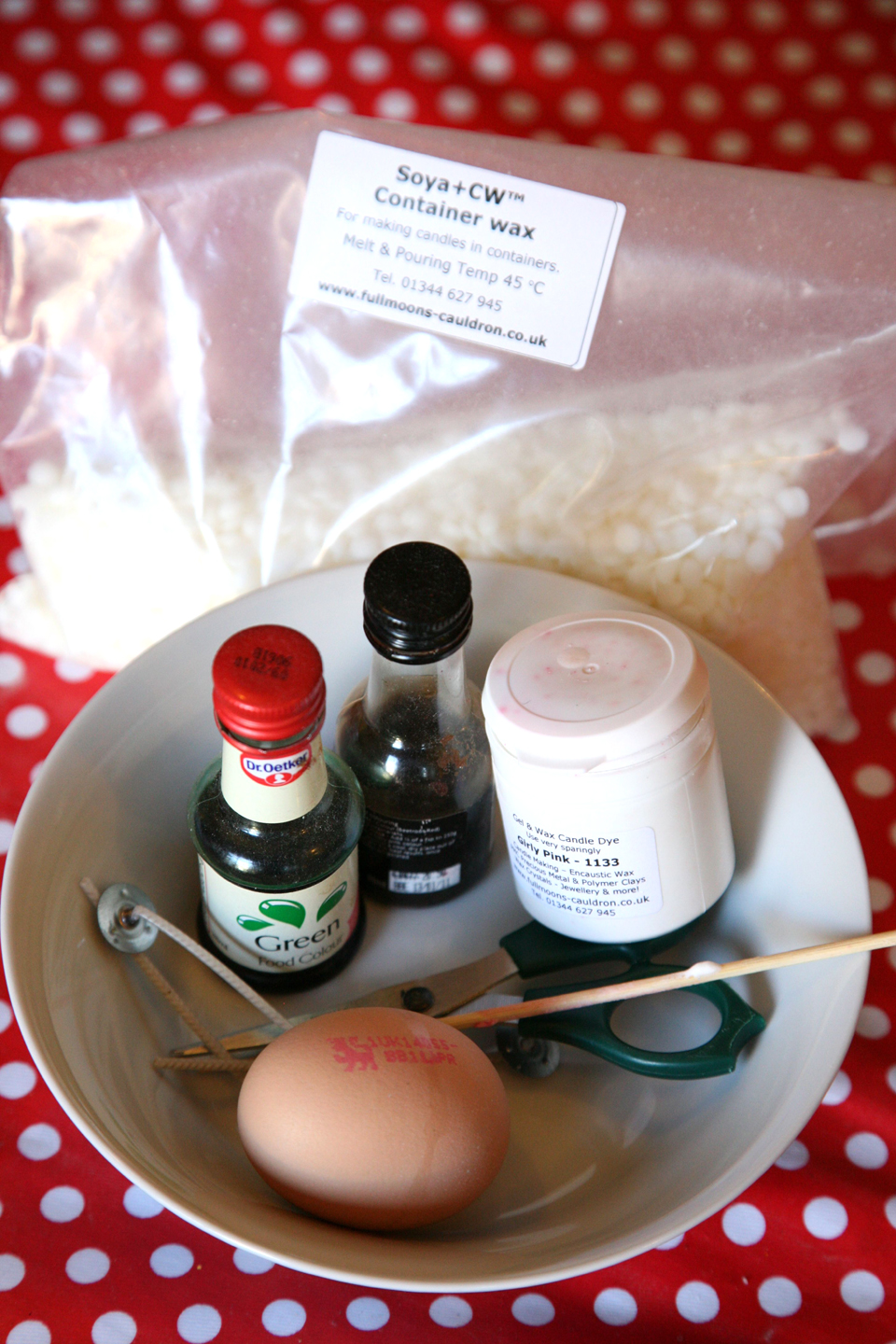 How To Make Easter Egg Candles Pamper and Curves