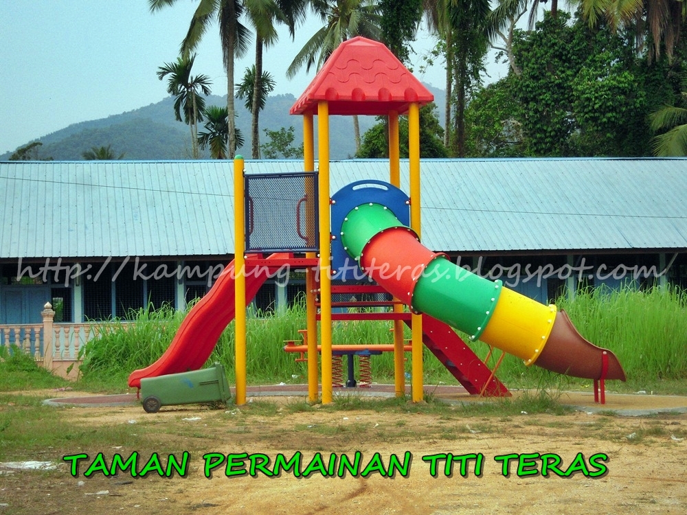 Kampung Titi Teras, Balik Pulau: Taman Permainan