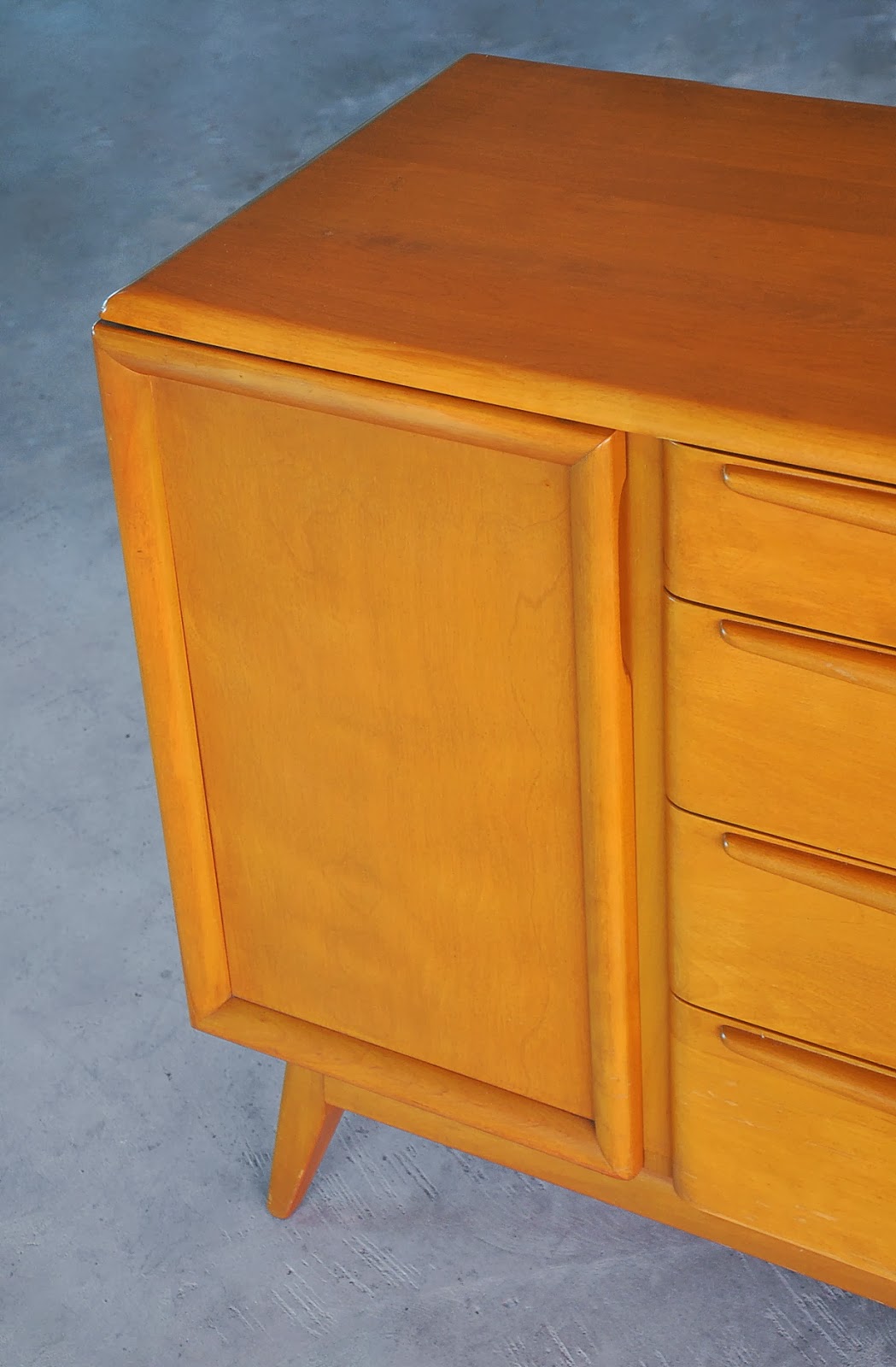 SELECT MODERN Heywood Wakefield Credenza China