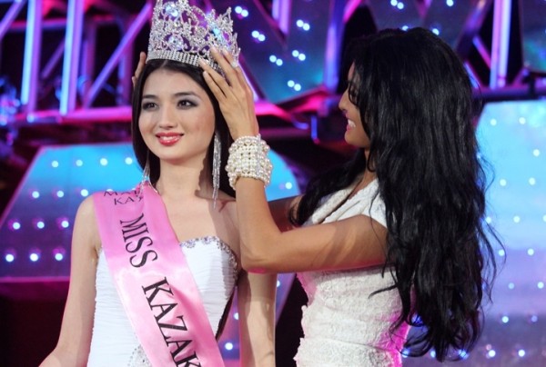 Aynur Toleuova has been crowned Miss Kazakhstan 2011 by Joan Zhumaliyev. Joan Zhumaliyev,Miss Kazakhstan 2010,Miss WOrld Top Model 2011