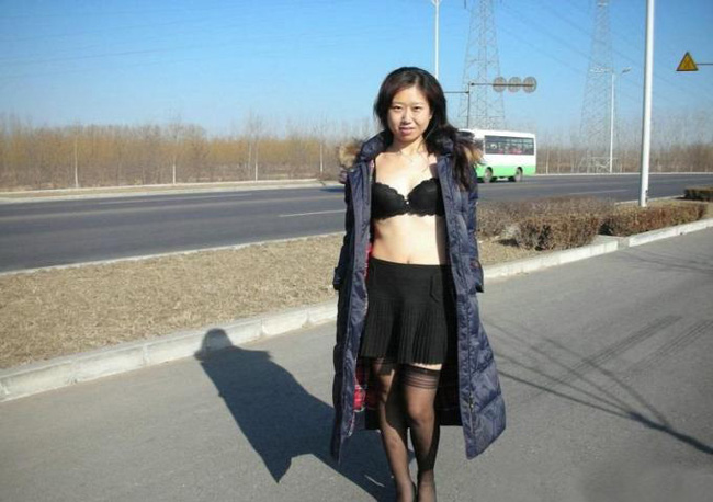China Nude Exhibitionist Gone Wild