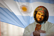 Tenemos Papa Argentino. Preparaos para saludar a su santidad. bernohnglio