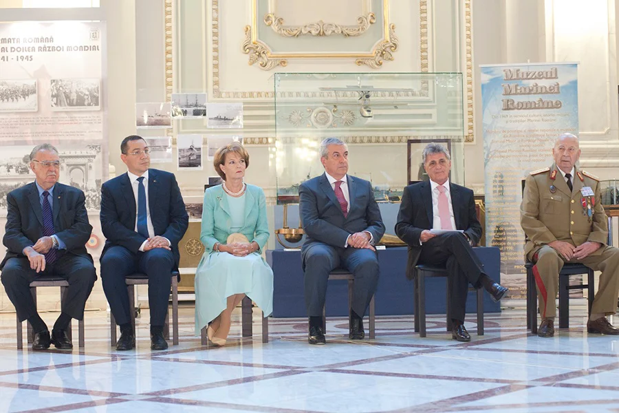 took part in the foyer of the Senate plenary, the exhibition is dedicated to the celebration of the 70th anniversary of the liberation struggles of the national territory