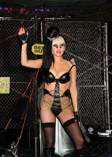 lady gaga hot sexy pics photos black colored dominatrix costume
