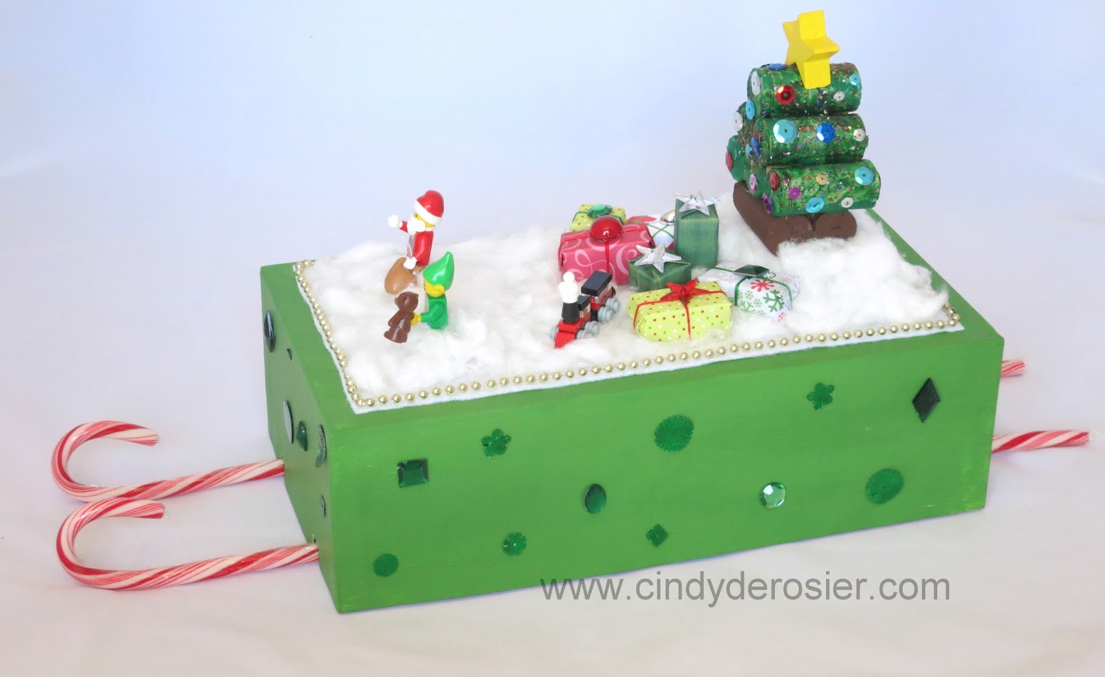 Cindy deRosier My Creative Life Shoebox Float