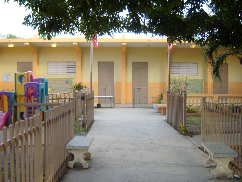 Escuela Tomás Carrión Maduro de Ponce