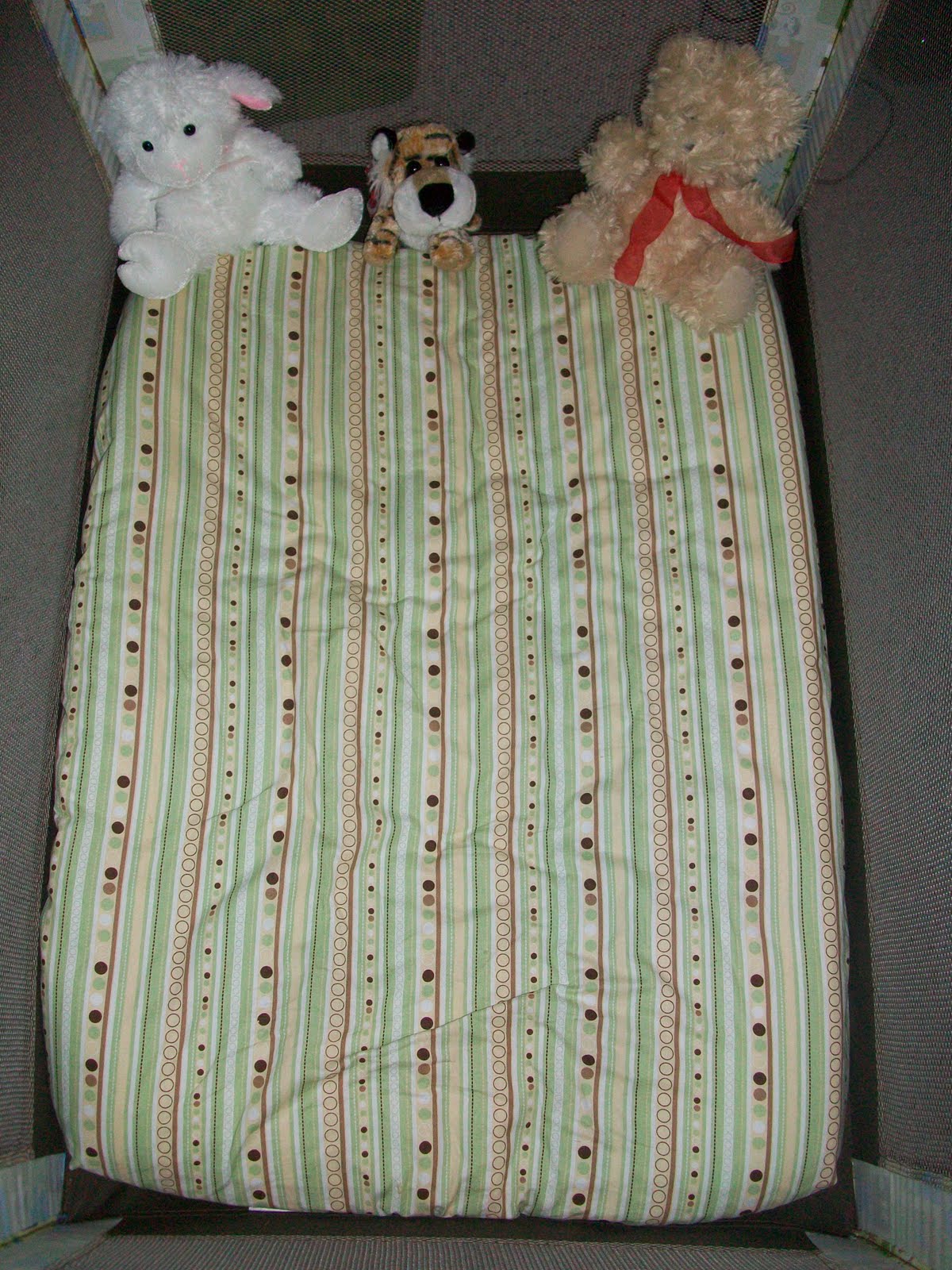 Grace and Love {a craft blog} Pack and Play Sheet Take 2