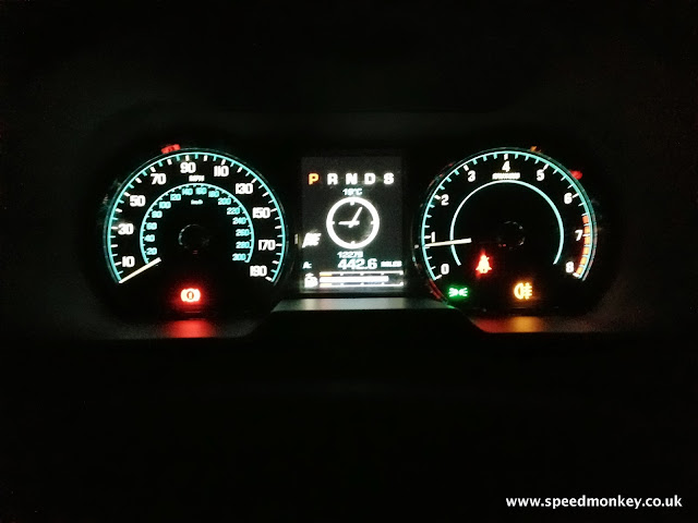Jaguar XF V6 Portfolio dials