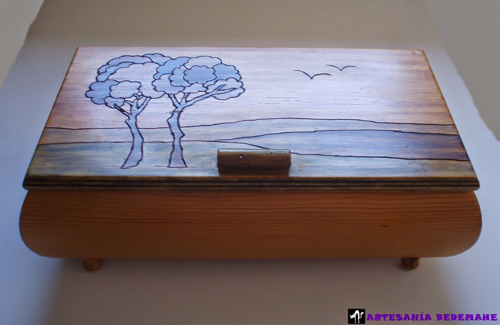 ARTESANIA BEDEMAHE: COFRE DE MADERA "ÁRBOLES" (Idea regalo para mamá)