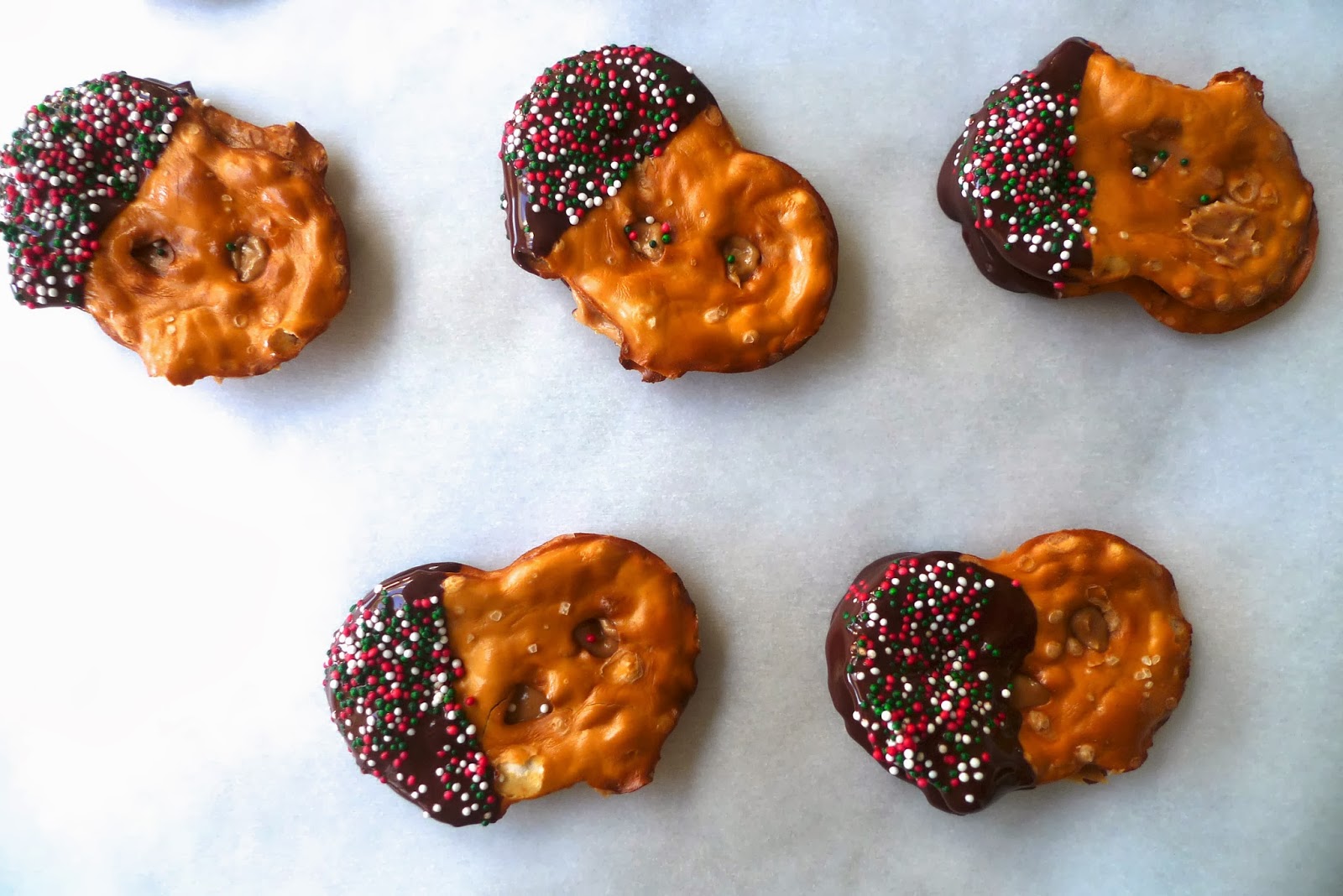 siriously delicious Chocolate Dipped Peanut Butter Pretzels