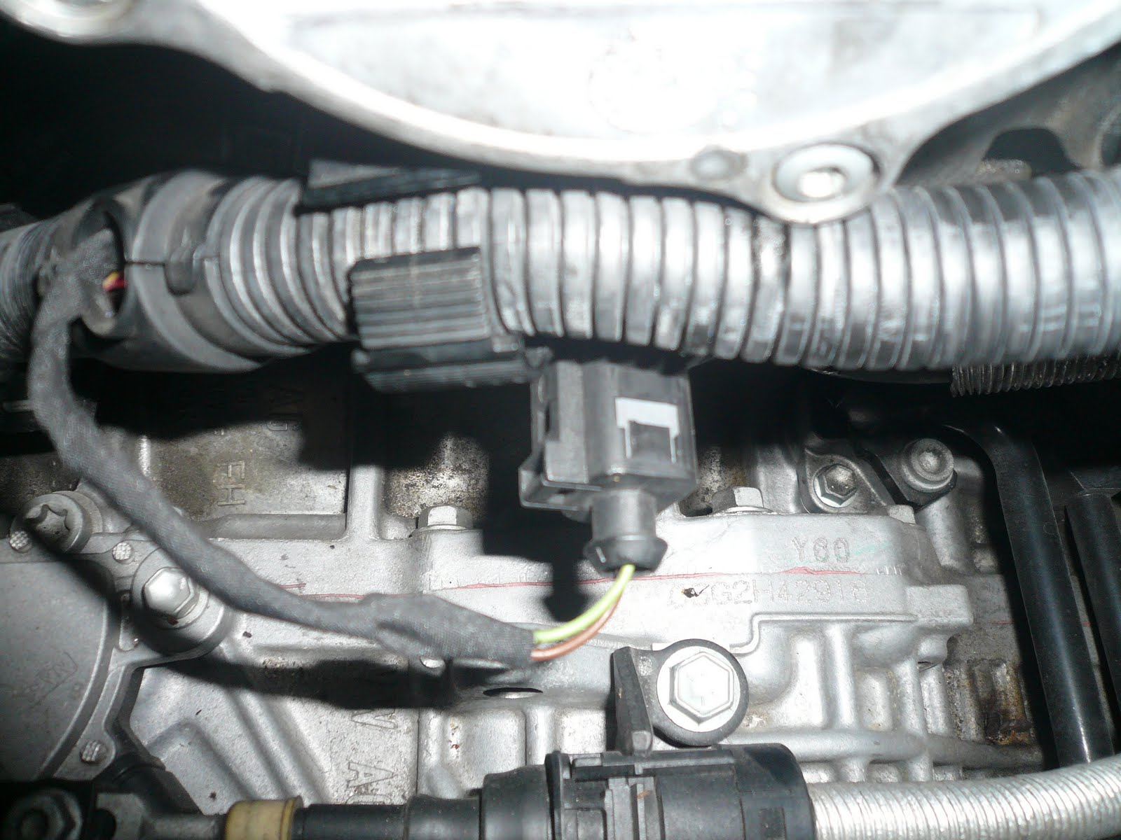 VW Passat Repair How to replace the G62 Coolant Sensor on a 2006 VW Passat 2.0T